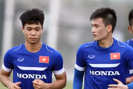 HLV Miura gọi cả Công Vinh, Công Phượng đấu Man City