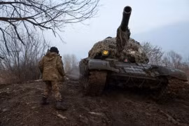Một năm xung đột quân sự Ukraine: Châu Âu khao khát hòa bình