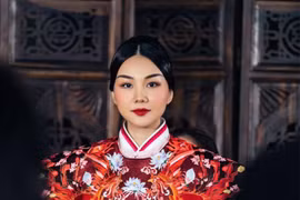 Siêu mẫu, diễn viên Thanh Hằng “chơi lớn” với phim cổ trang