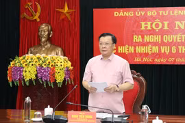 Kịp thời phát hiện, ngăn chặn các biểu hiện trách nhiệm cầm chừng, mất đoàn kết 