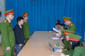 Nhận tiền “bôi trơn” kiểm định viên xe cơ giới ở Hà Giang bị khởi tố