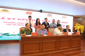 Ký kết quy chế phối hợp giữa các cơ quan tiến hành tố tụng với Đoàn Luật sư Hà Nội