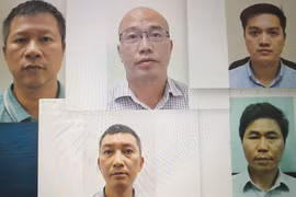 Bắt tạm giam 5 cán bộ thuộc Tập đoàn Điện lực Việt Nam và Bộ Công thương
