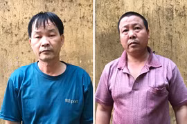 Bắt hai đối tượng trộm cắp hàng nghìn viên đạn, lấy cát tút bán