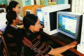Để nông thôn "lướt mạng" như thành thị