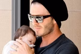 Ngắm “công chúa” dễ thương nhà Victoria-Beckham