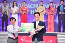 Khởi động chương trình "Người dẫn chương trình truyền hình 2012"