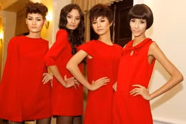 Vietnam’s Next Top Model khởi động cuộc thi Top Model Online