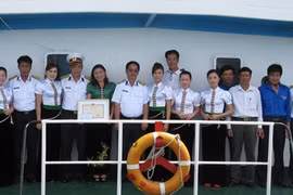  Vững vàng nơi đầu sóng!