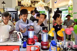 Khai mạc triển lãm lớn nhất về đèn LED và thiết bị chiếu sáng 