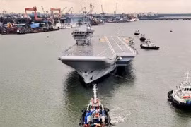 [VIDEO] Ấn Độ bắt đầu thử nghiệm tàu sân bay nội địa INS Vikrant