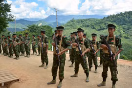 Quân đội Myanmar giao tranh với lực lượng nổi dậy tại tây nam đất nước