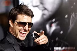 Tom Cruise “hồi sinh mỗi ngày sau khi bị giết” 