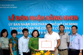 UBND TP.HCM trao Bằng khen tặng Công ty VNG