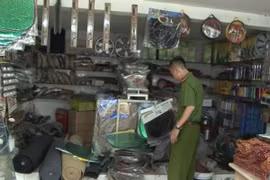 Tổng kiểm tra hành chính các cửa hàng kinh doanh phụ tùng ô tô
