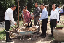 Trao tặng 20 công trình Thanh niên trong dịp kỷ niệm 20 năm MB khu vực phía Nam