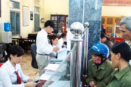 Hỗ trợ hộ mới thoát nghèo vay vốn phát triển sản xuất
