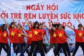 Màn nhảy flashmob sôi động và thú vị của sinh viên Học viện Báo chí và Tuyên truyền