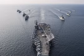 Siêu tàu sân bay USS Ronald Reagan được lệnh ở lại khu vực gần đảo Đài Loan