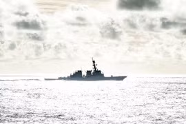 Mỹ bác tin khu trục hạm USS Benfold bị Trung Quốc 'xua đuổi' gần Hoàng Sa