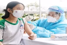 Điều chỉnh: Đã tiêm 2 mũi vaccine Pfizer hoặc Moderna có thể tiêm mũi 3 AstraZeneca
