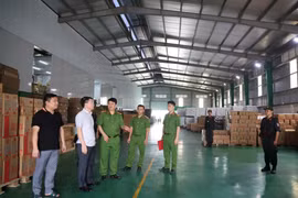 Vụ phát hiện hàng trăm tấn mỳ chính, hạt nêm giả ở Phú Thọ: Bộ Y tế đề nghị thu hồi toàn bộ