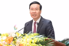 Bộ Chính trị chỉ đạo tiếp tục thực hiện sắp xếp lại đơn vị hành chính cấp huyện, xã
