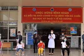 Hai cụ bà trên 90 tuổi cùng bệnh nhân Covid-19 nặng nhất tại Hải Dương tiến triển tốt