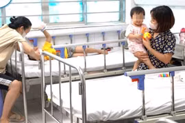 40% ca bệnh tay chân miệng nhiễm chủng EV71, số ca nặng tăng