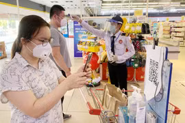 Tạm ngừng giãn cách xã hội trên toàn quốc, phân 4 cấp độ thích ứng an toàn với Covid-19