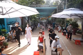 Trưa 14-8 Hà Nội thêm 21 ca Covid-19 mới, nhiều nhất ở quận Đống Đa
