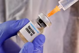 Sau tiêm mũi 2 vaccine Covid-19, 3 tình nguyện viên có kháng thể tăng vọt 4-20 lần