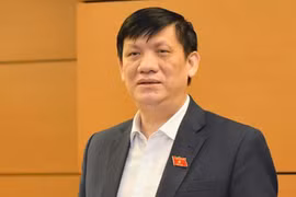 Quốc hội họp riêng, tiến hành bãi nhiệm Bộ trưởng Y tế với ông Nguyễn Thanh Long