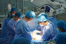 Lần đầu tiên, Việt Nam ghép da từ người cho chết não