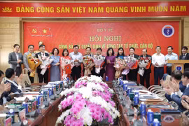 Bộ Y tế bổ nhiệm 26 lãnh đạo các đơn vị mới và tiếp nhận gần 1.000 cán bộ từ ngành LĐ-TB&XH