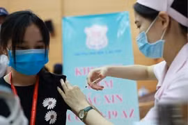 Bộ Y tế: Nơi nào tiêm vaccine Covid-19 chậm, sẽ điều chuyển cho nơi khác