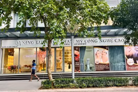 Hành nghề trái phép, cơ sở Xing Luxury thẩm mỹ bị phạt 90 triệu đồng và đình chỉ hoạt động