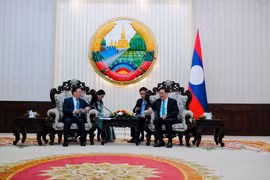Đưa quan hệ Hà Nội và Viêng Chăn thành hình mẫu trong hợp tác cấp địa phương của Việt Nam – Lào