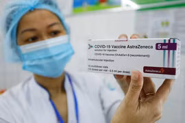 Bộ Y tế: Người đã tiêm vaccine AstraZeneca không cần xét nghiệm đông máu