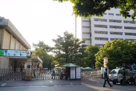 Một người Xuân Đỉnh đi chăm chồng tại BV Việt Đức dương tính, Hà Nội có 2 ca Covid-19 mới