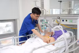 Số ca đột quỵ nhập viện tăng vọt dịp Tết, bác sĩ lý giải nguyên nhân