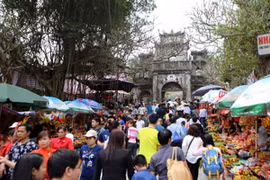 Mở hội đầu năm mới