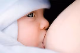 Cho con bú giúp giảm nguy cơ ung thư vú ác tính