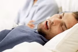 Ngừng thở khi ngủ có thể làm tăng nguy cơ viêm phổi