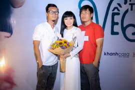 Phương Thanh diu dàng với tà áo dài ra mắt album mới 
