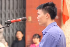  Xem tin nhắn điện thoại, nam thanh niên nổi ghen đâm chết ‘tình địch’