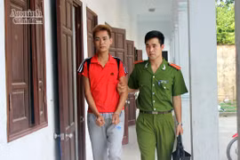 Cho lái xe nhậu “thả ga” rồi lấy cắp taxi phóng đi thăm bạn gái