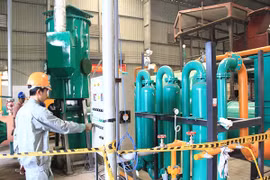 Việt Nam nghiên cứu thành công máy tạo ra điện từ rác
