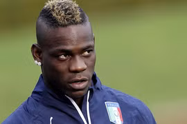 Mario Balotelli đi học làm người tử tế