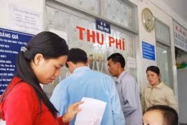Chuẩn bị tăng viện phí 30-50% với người không có bảo hiểm y tế